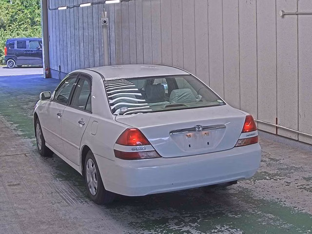 TOYOTA MARK II