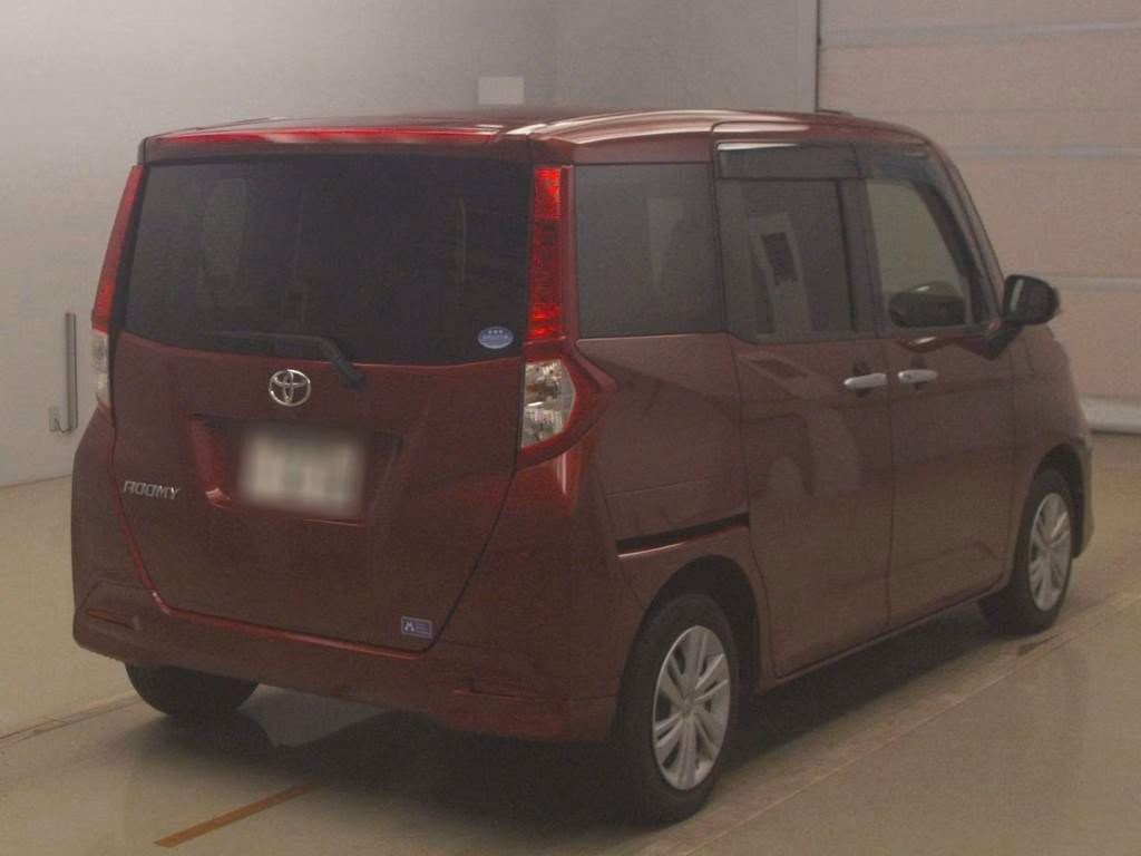 TOYOTA ROOMY