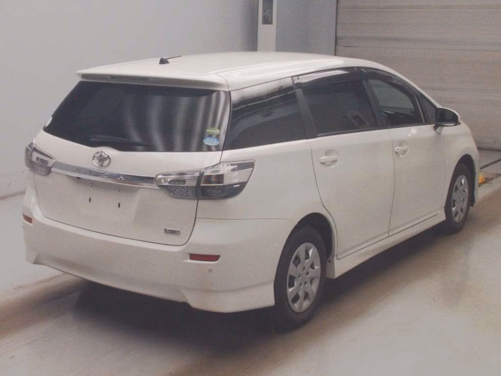 TOYOTA WISH