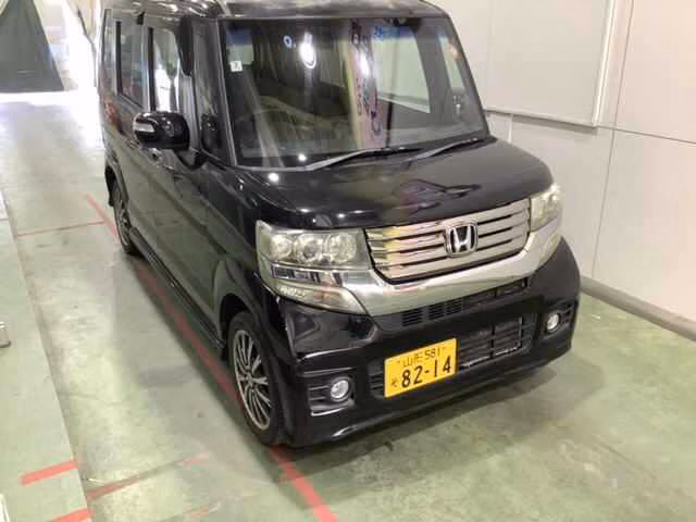 HONDA N-BOX