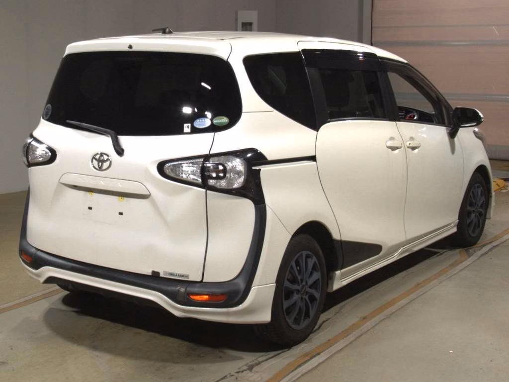 TOYOTA SIENTA