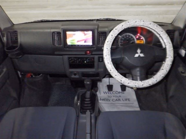 MITSUBISHI MINICAB