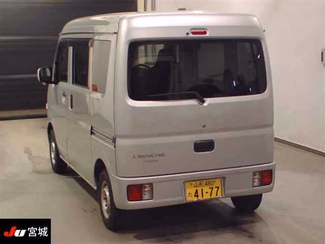 MITSUBISHI MINICAB