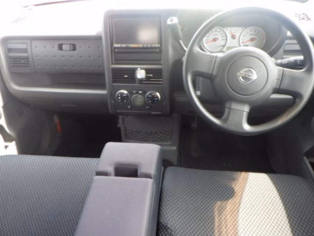 NISSAN CUBE