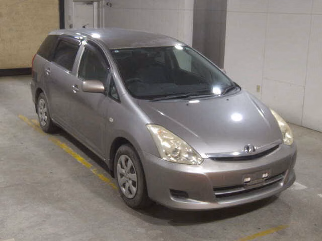 TOYOTA WISH