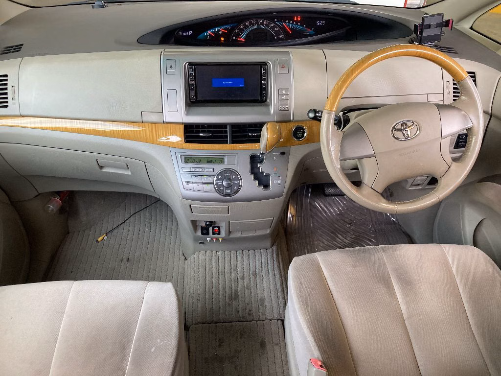 TOYOTA ESTIMA