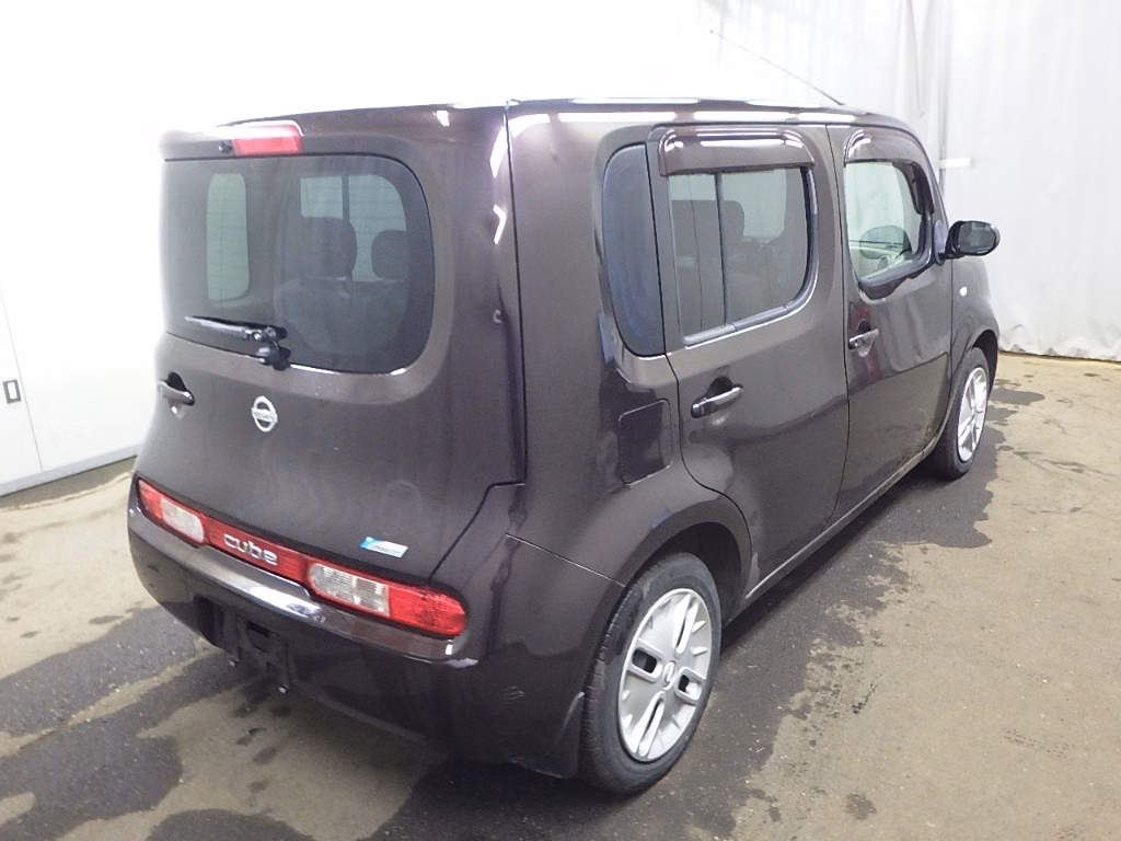 NISSAN CUBE