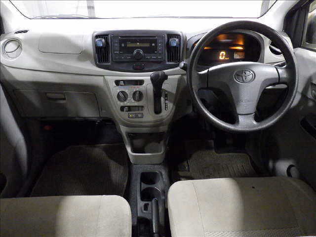 TOYOTA PIXIS EPOCH