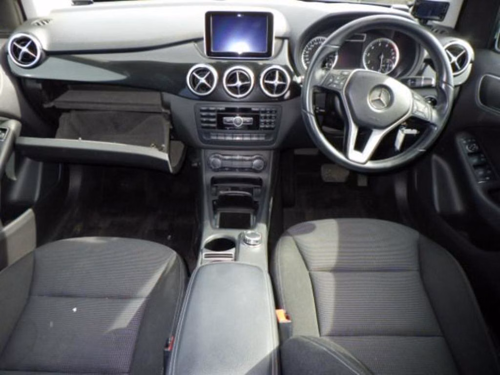 MERCEDES-BENZ B-CLASS