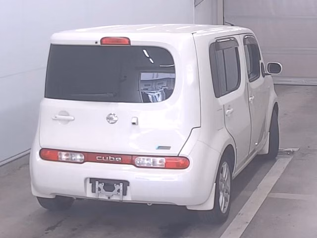 NISSAN CUBE