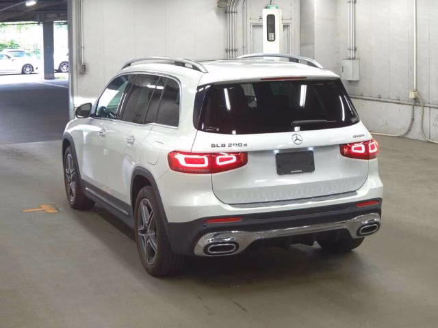 MERCEDES-BENZ GLB-CLASS