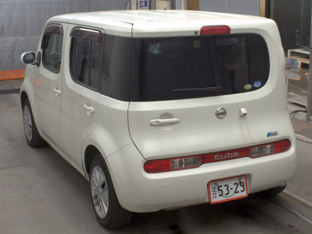 NISSAN CUBE