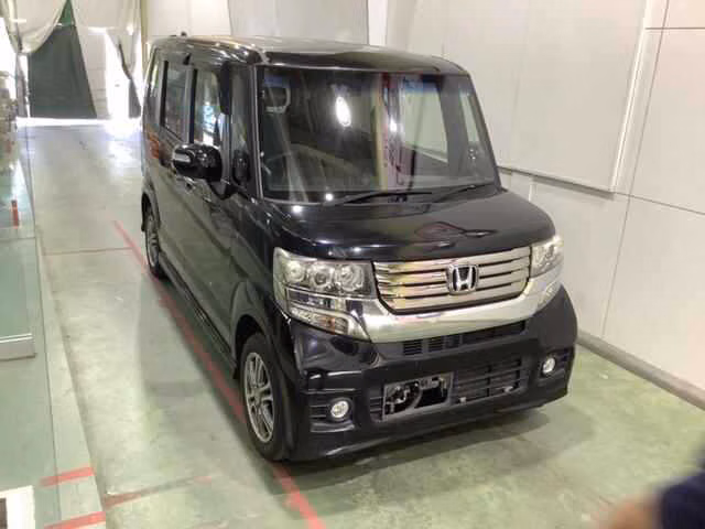 HONDA N-BOX