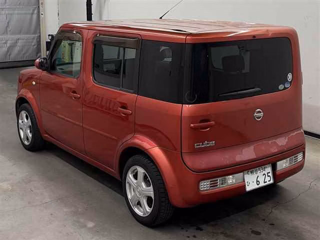 NISSAN CUBE