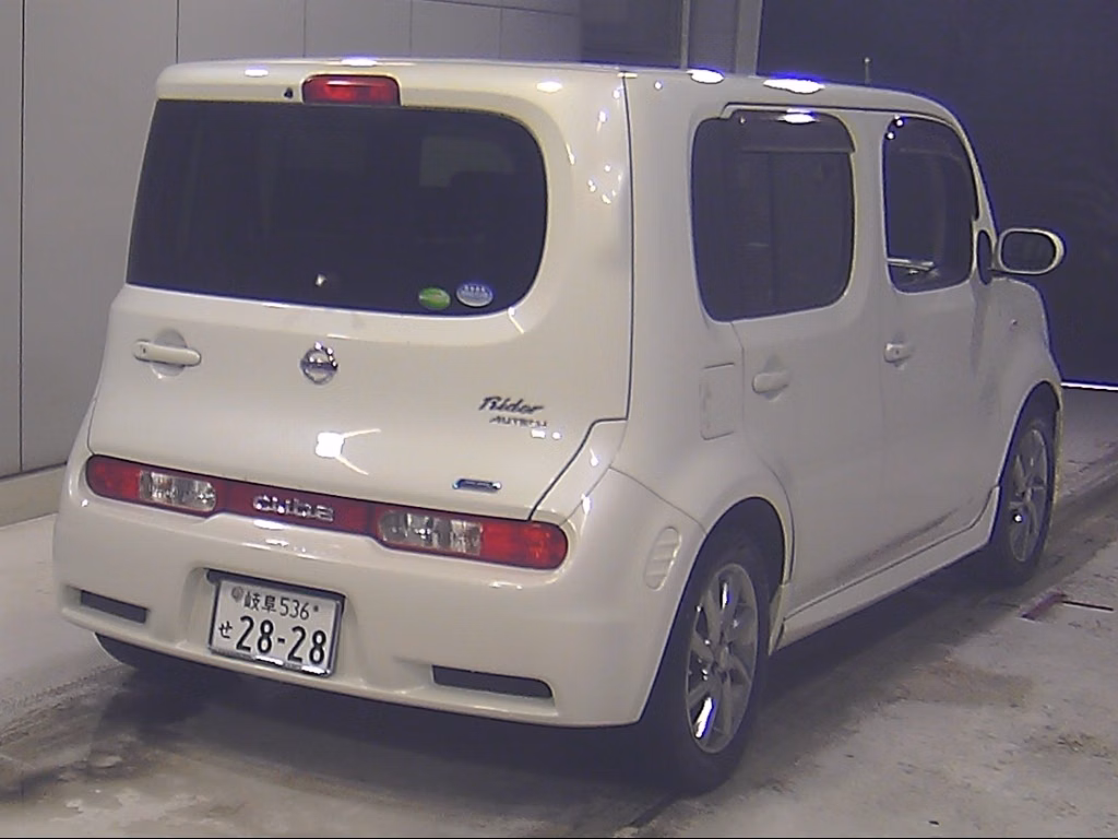 NISSAN CUBE