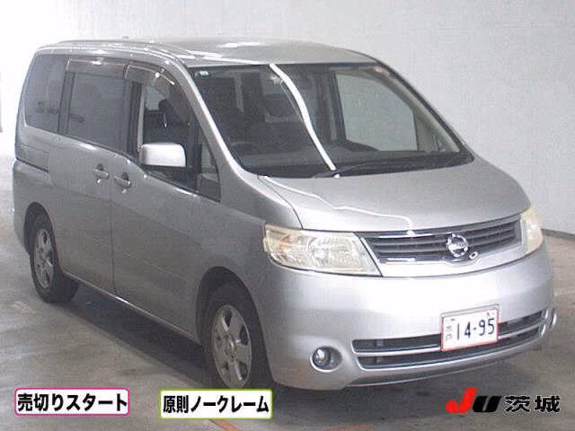 NISSAN SERENA