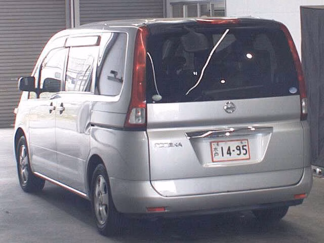 NISSAN SERENA