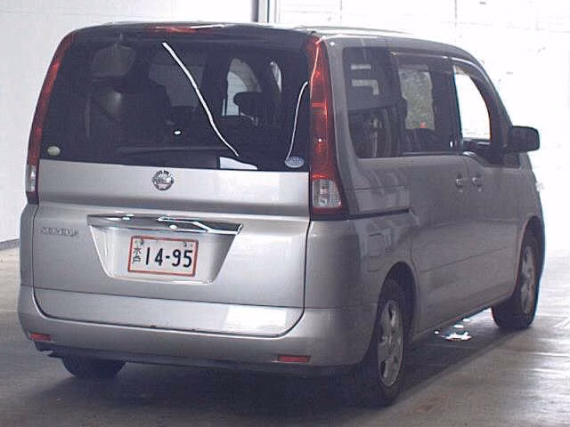 NISSAN SERENA