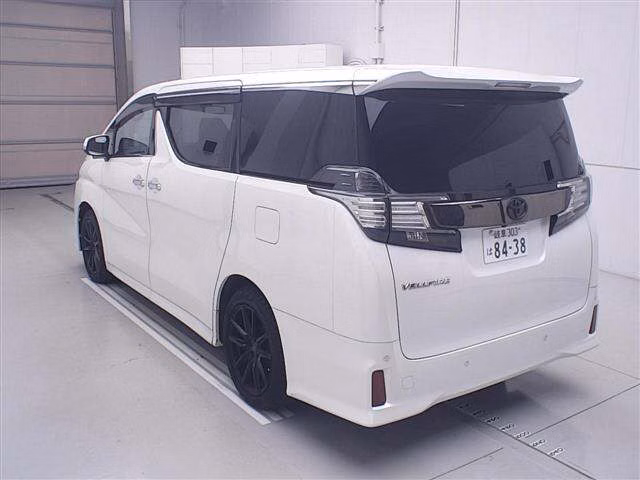 TOYOTA VELLFIRE