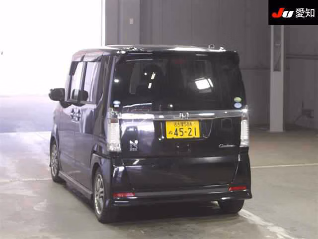 HONDA N-BOX