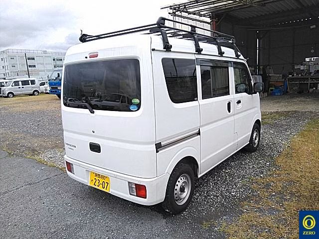 MITSUBISHI MINICAB