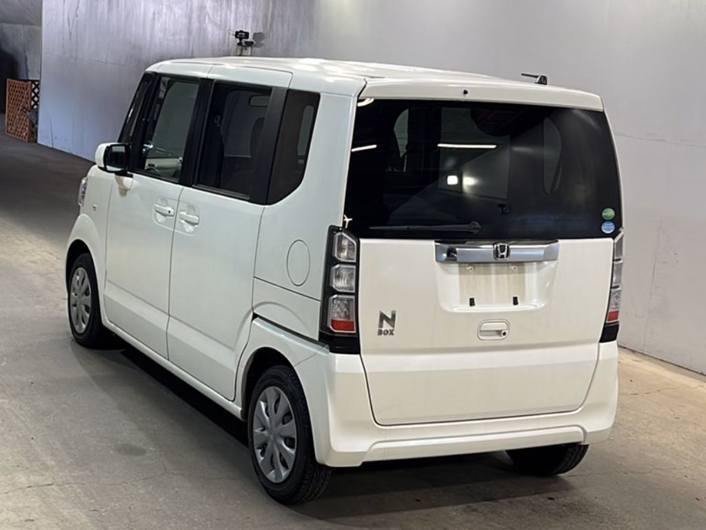 HONDA N-BOX
