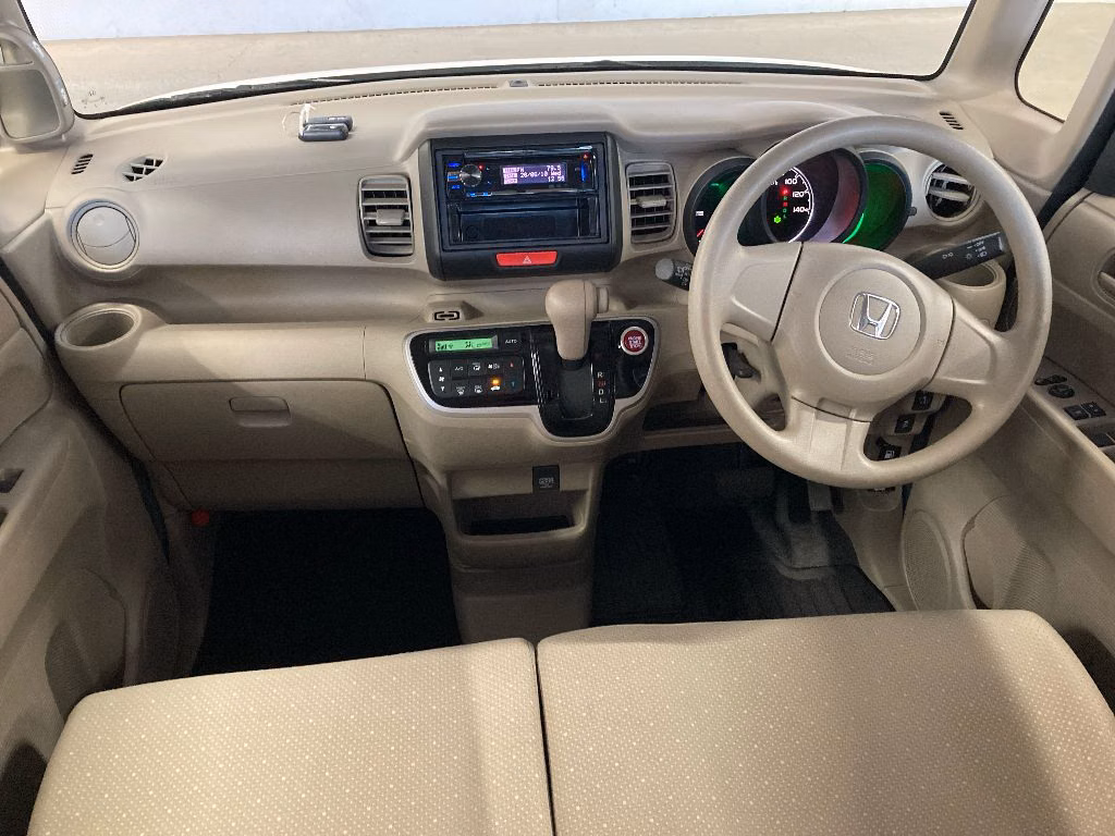 HONDA N-BOX