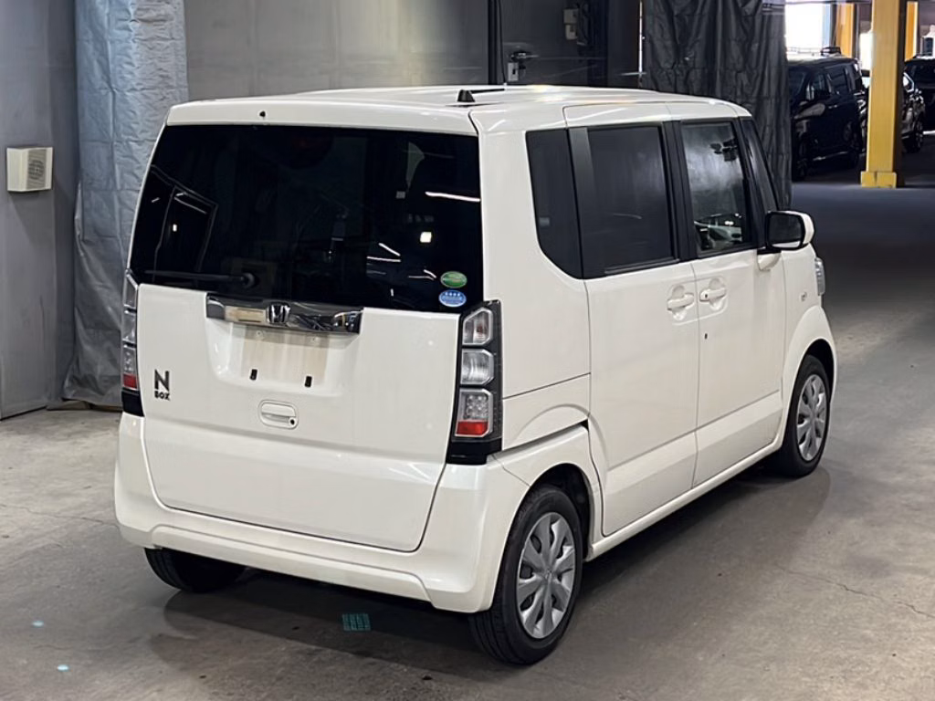 HONDA N-BOX