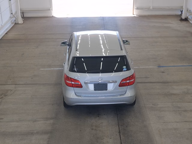 MERCEDES-BENZ B-CLASS