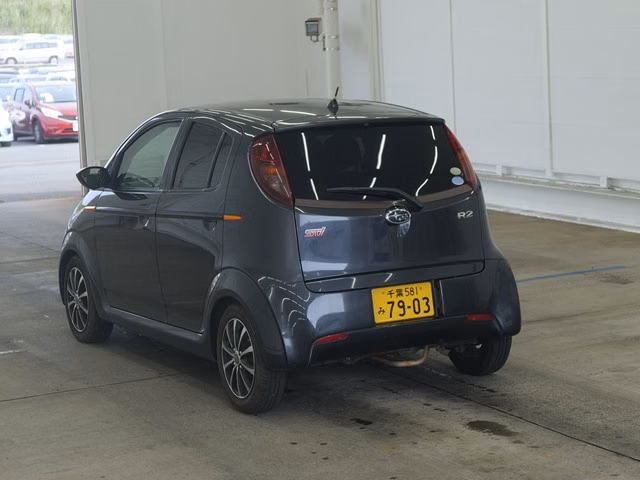 SUBARU R2