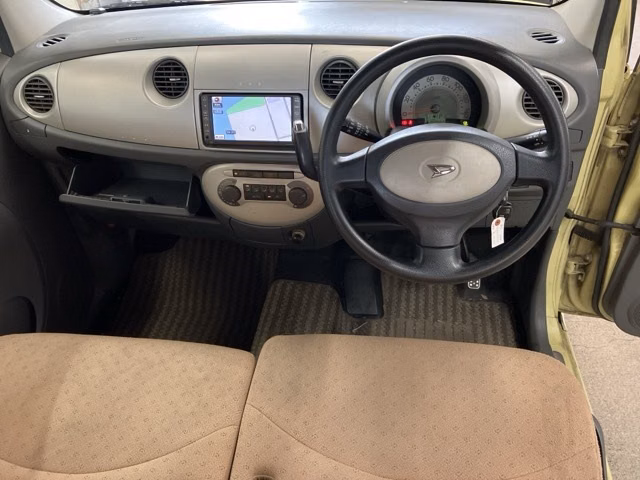 DAIHATSU MOVE LATTE