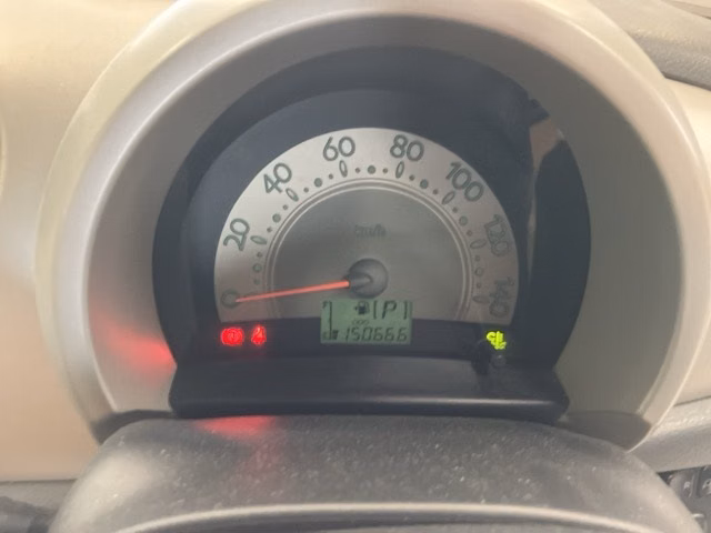 DAIHATSU MOVE LATTE