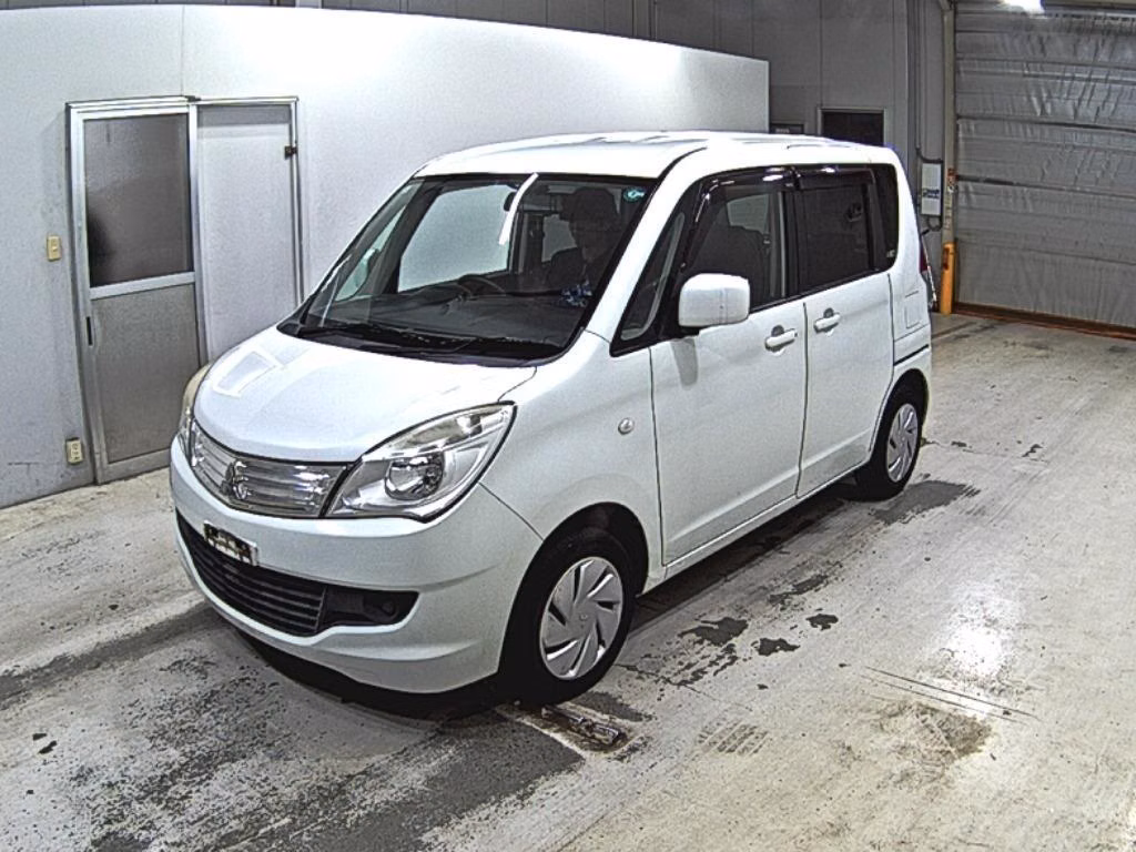 MITSUBISHI DELICA D:2