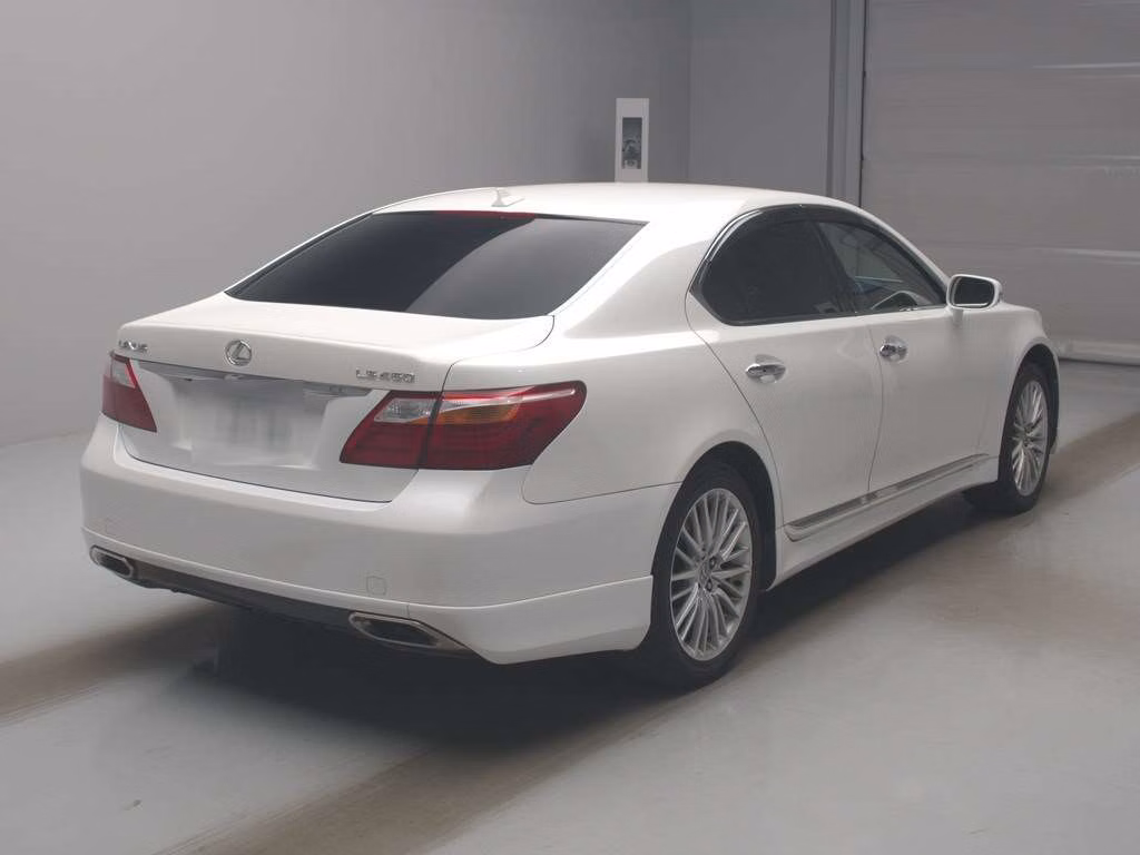 LEXUS LS460