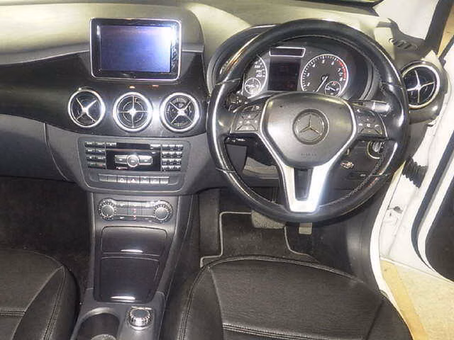 MERCEDES-BENZ B-CLASS
