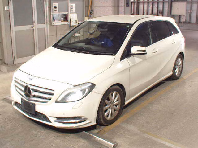 MERCEDES-BENZ B-CLASS