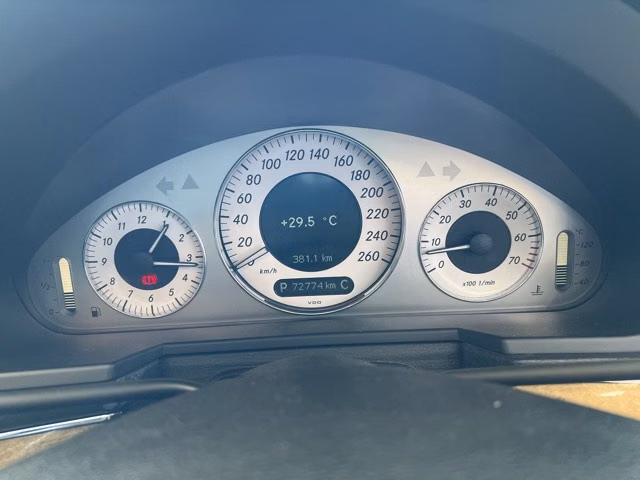 MERCEDES-BENZ E-CLASS