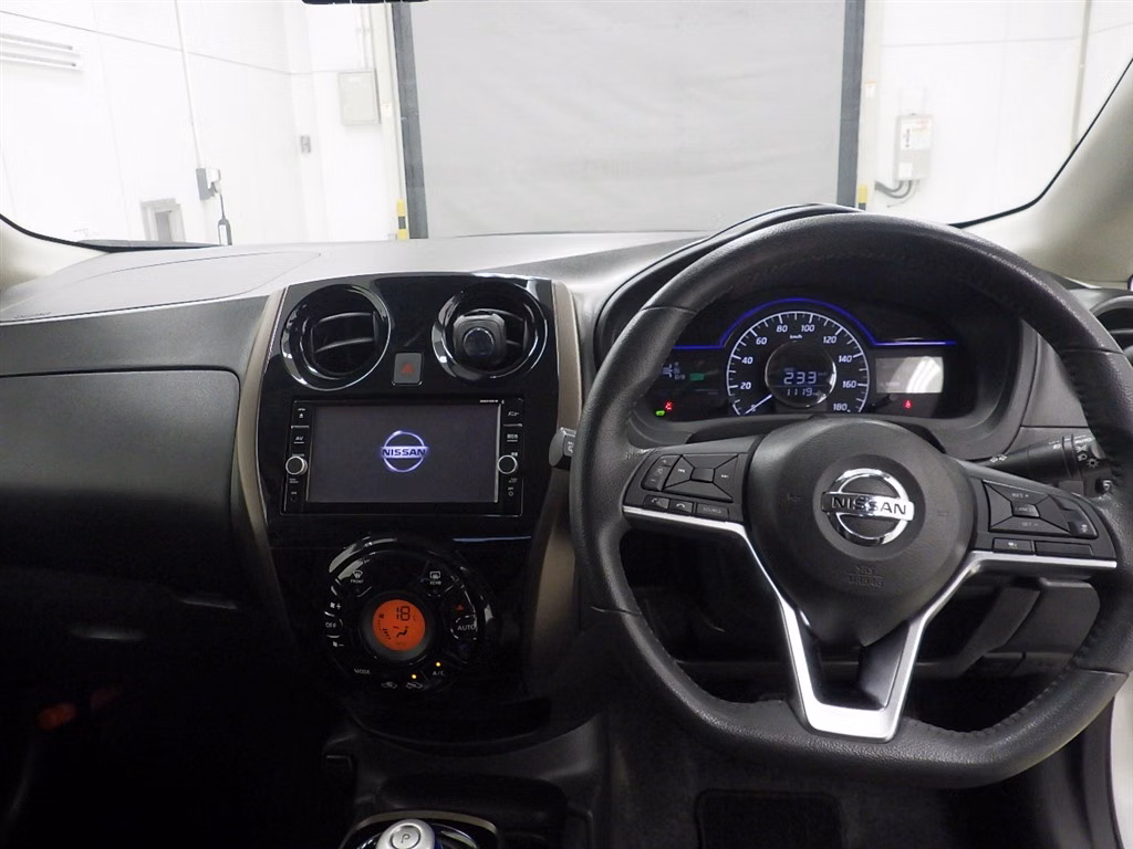 NISSAN NOTE