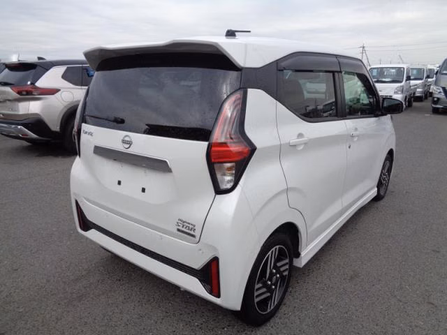 NISSAN DAYZ
