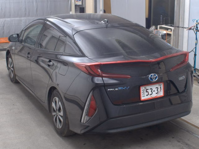 TOYOTA PRIUS PHV