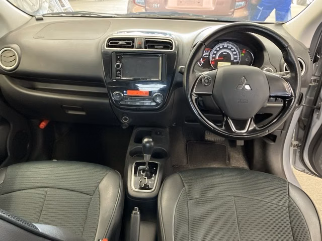MITSUBISHI MIRAGE