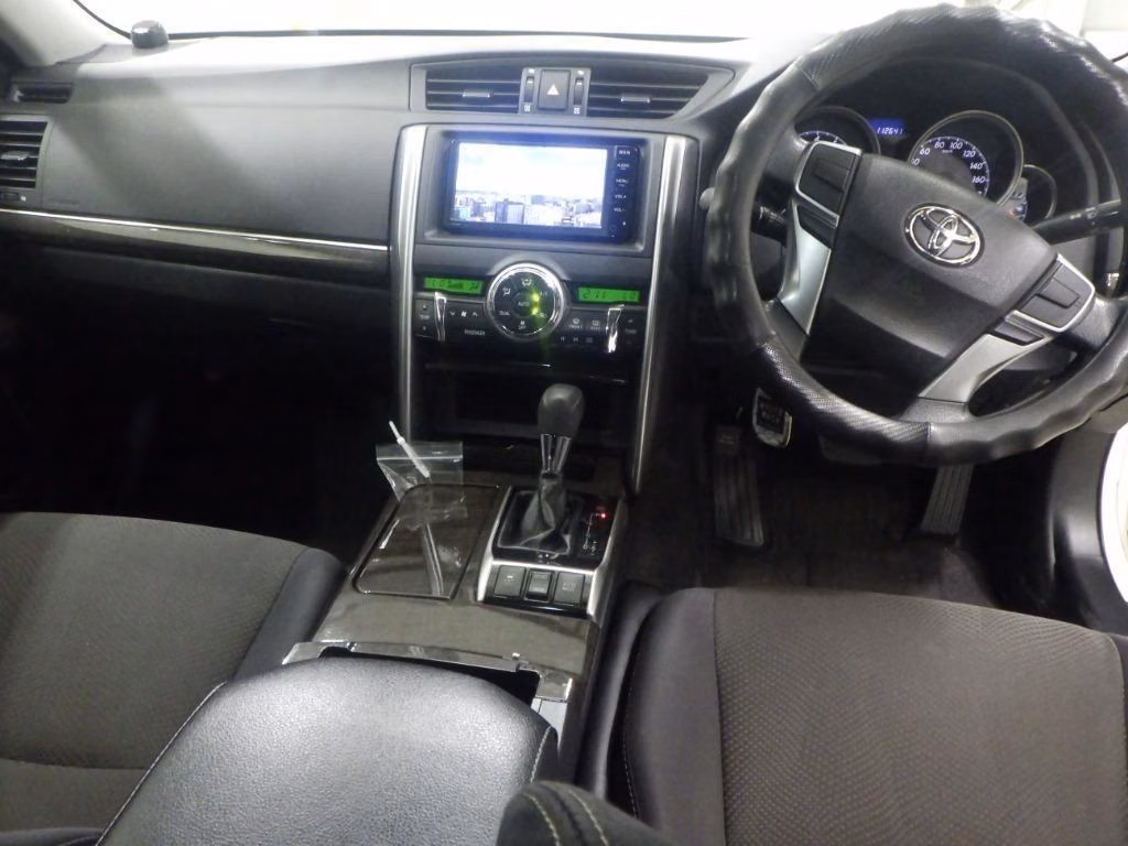TOYOTA MARK X