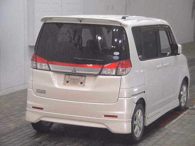 MITSUBISHI DELICA D:2