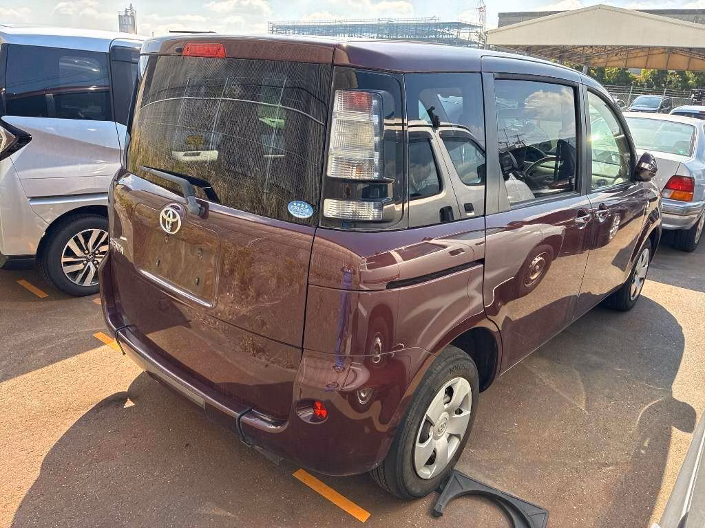 TOYOTA SIENTA