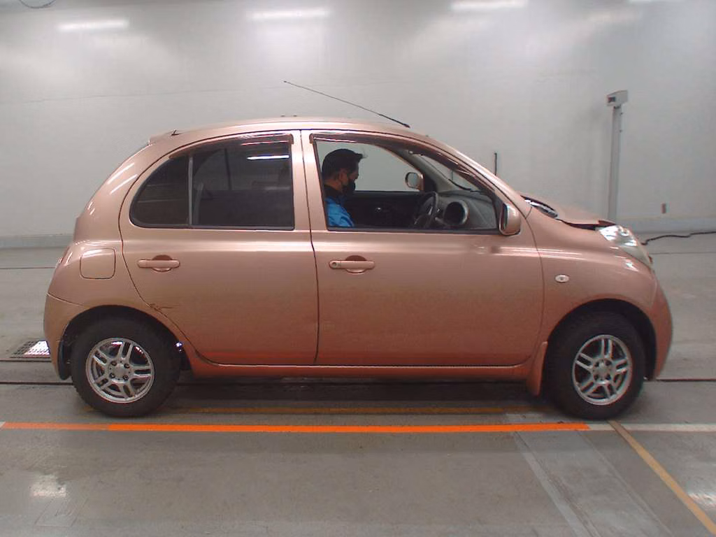 NISSAN MARCH