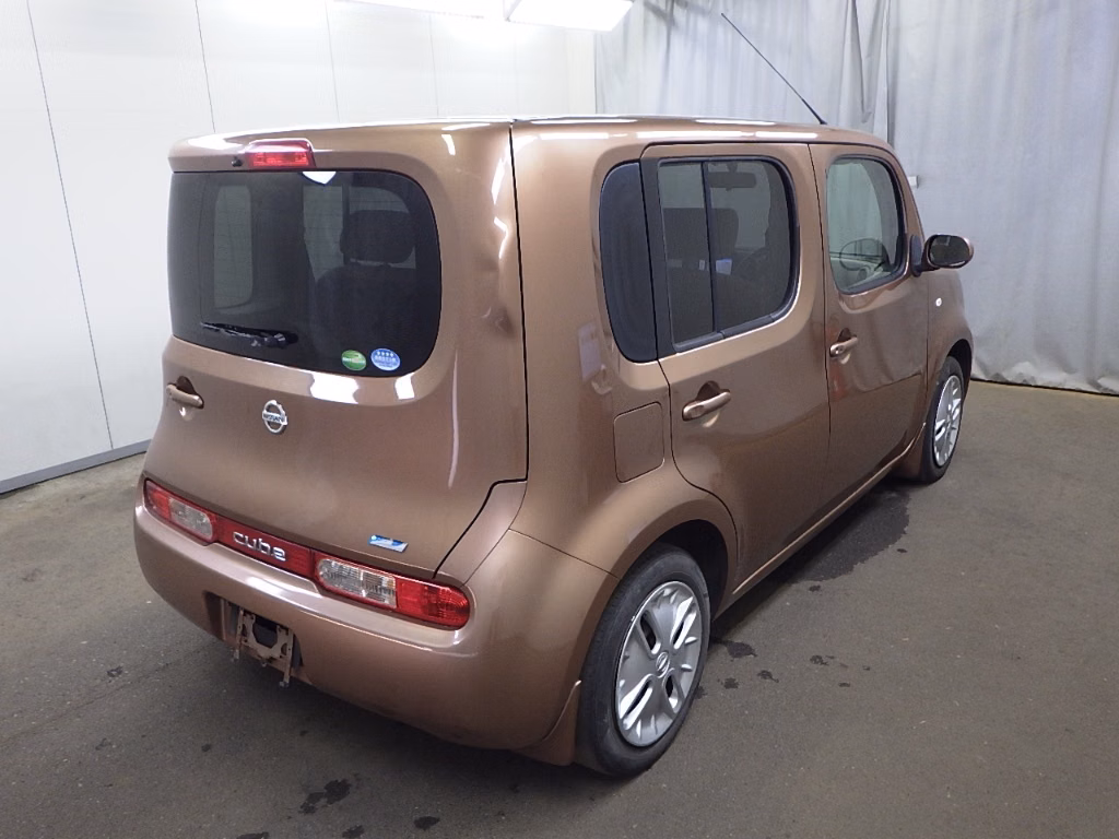 NISSAN CUBE