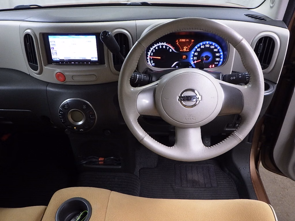 NISSAN CUBE