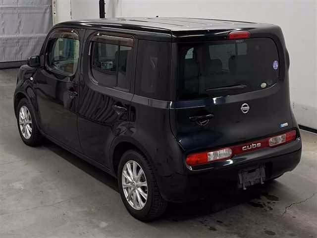 NISSAN CUBE