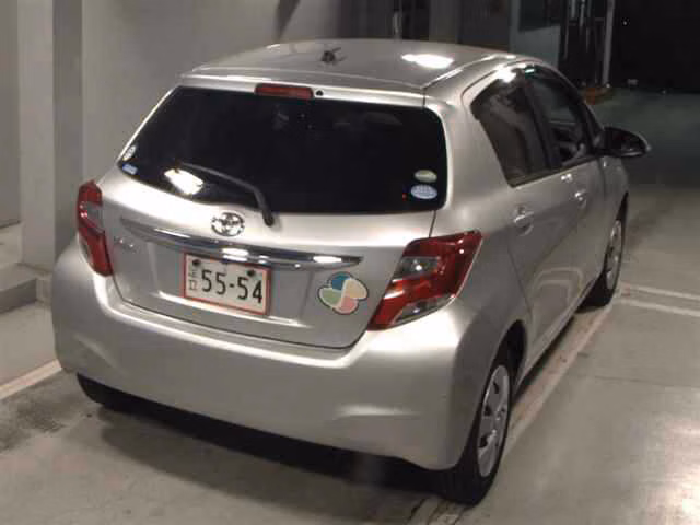 TOYOTA VITZ