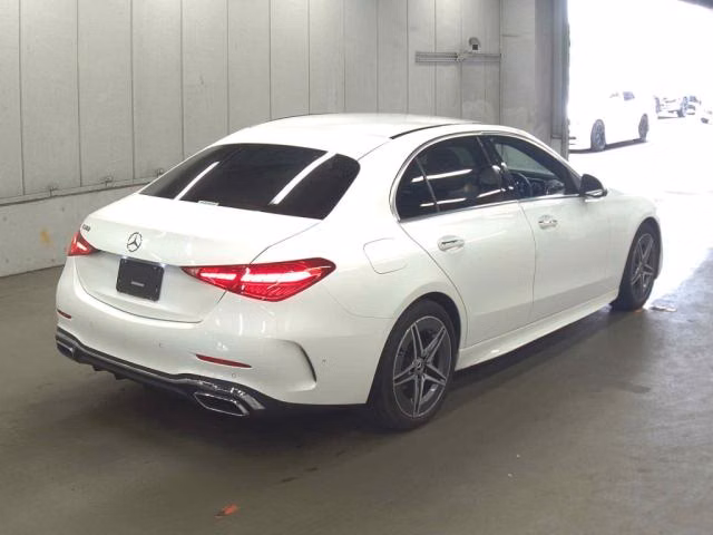 MERCEDES-BENZ C-CLASS